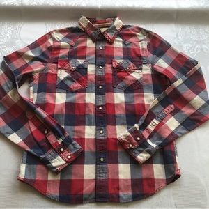 Hollister Juniors Boys Shirt Size XL Button-Up Red/Cream Checkers Long Sleeves